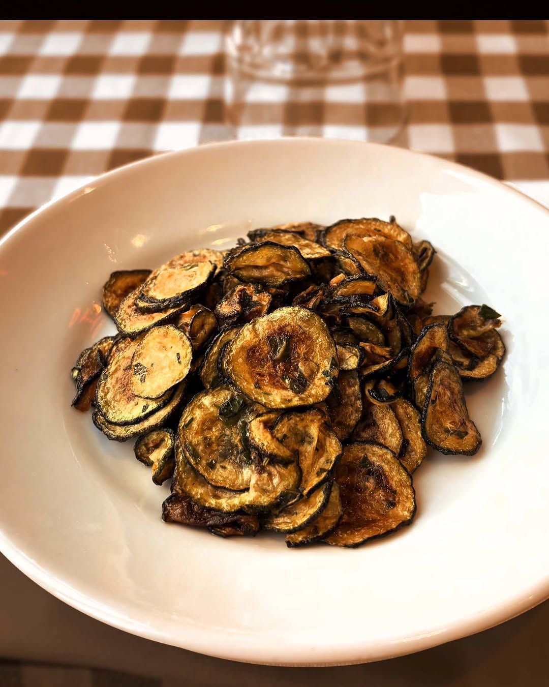 Concia de zucchine, contorno romano